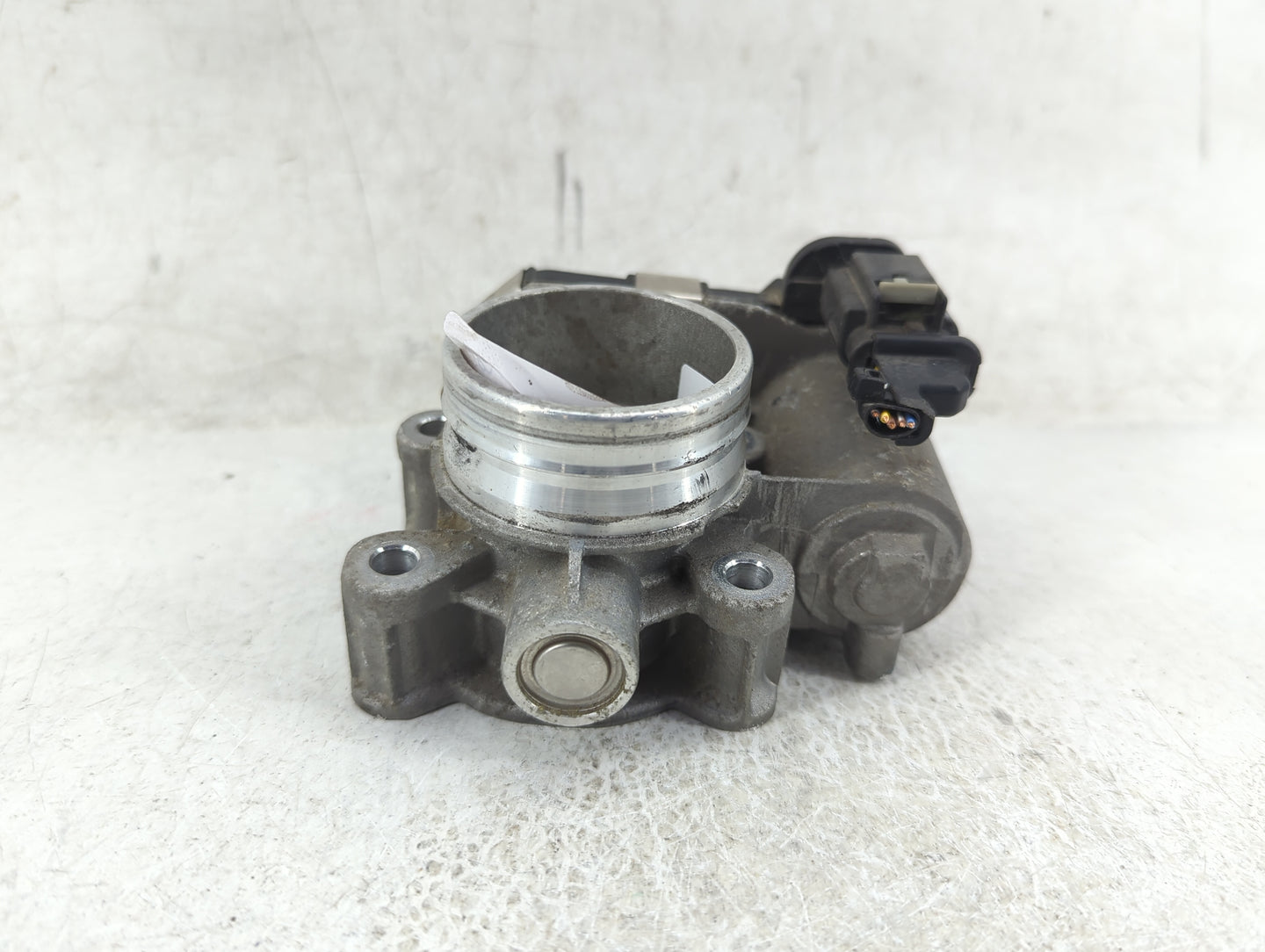 2017-2019 Chevrolet Cruze Throttle Body P/N:12671379AA Fits Fits 2016 2017 2018 2019 2020 2021 2022 OEM Used Auto Parts - Oe