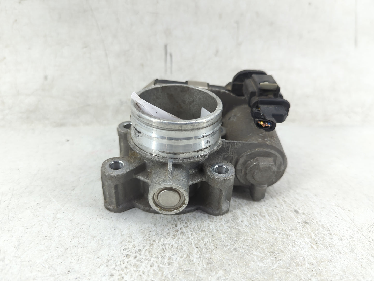 2017-2019 Chevrolet Cruze Throttle Body P/N:12671379AA Fits Fits 2016 2017 2018 2019 2020 2021 2022 OEM Used Auto Parts - Oe