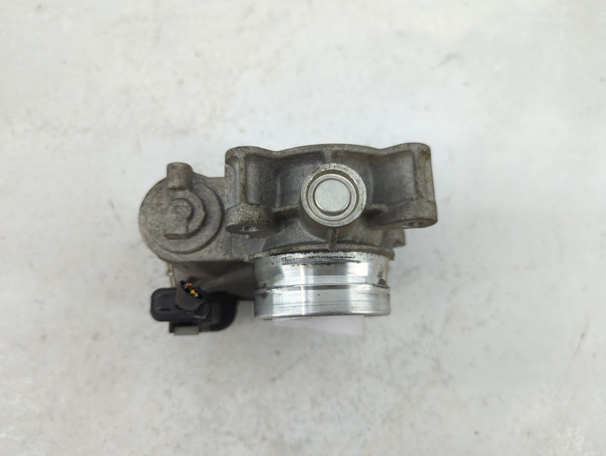 2017-2018 Chevrolet Cruze Throttle Body P/N:12671379AA Fits Fits 2017 2018 OEM Used Auto Parts - Oemusedautoparts1.com