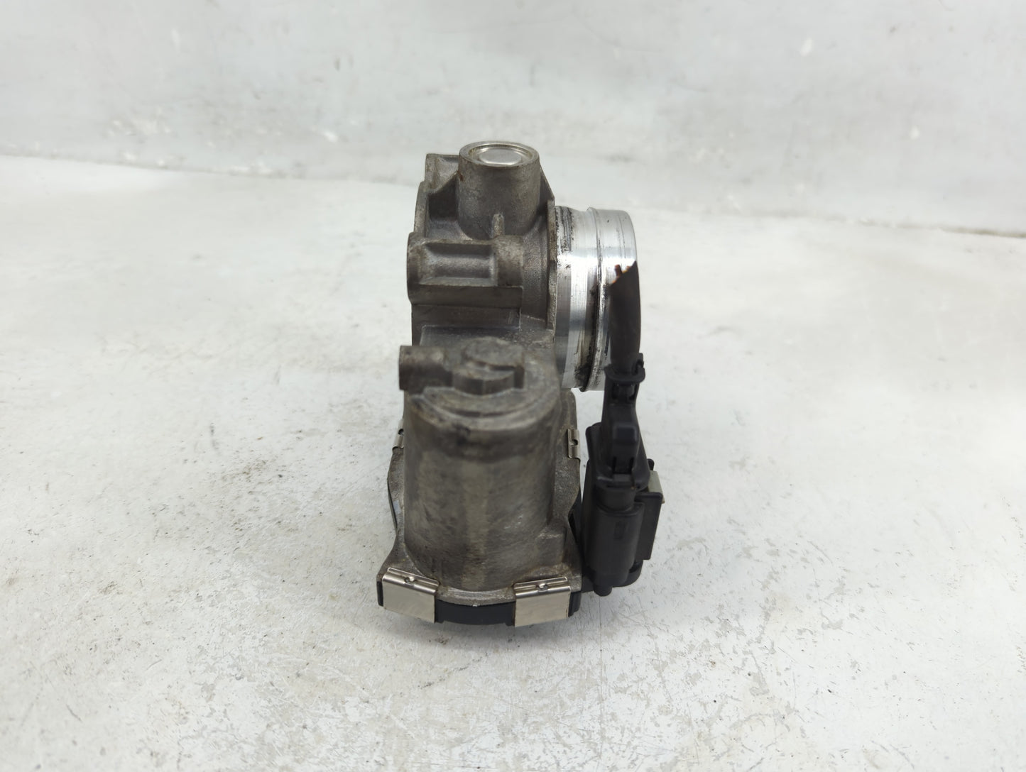 2017 Chevrolet Cruze Throttle Body P/N:12671379AA Fits OEM Used Auto Parts - Oemusedautoparts1.com