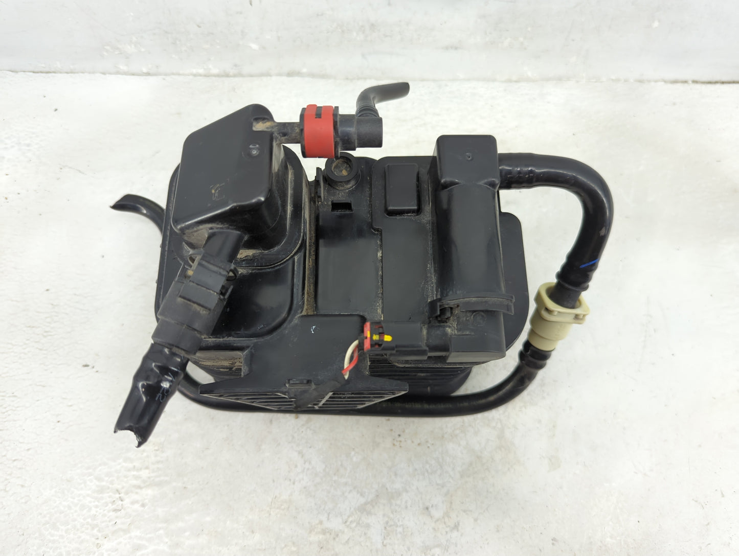 2017 Chevrolet Cruze Fuel Vapor Charcoal Canister - Oemusedautoparts1.com