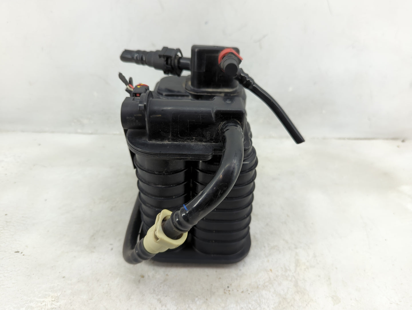 2017 Chevrolet Cruze Fuel Vapor Charcoal Canister - Oemusedautoparts1.com