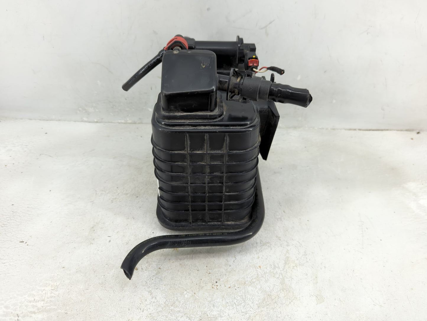 2017 Chevrolet Cruze Fuel Vapor Charcoal Canister - Oemusedautoparts1.com