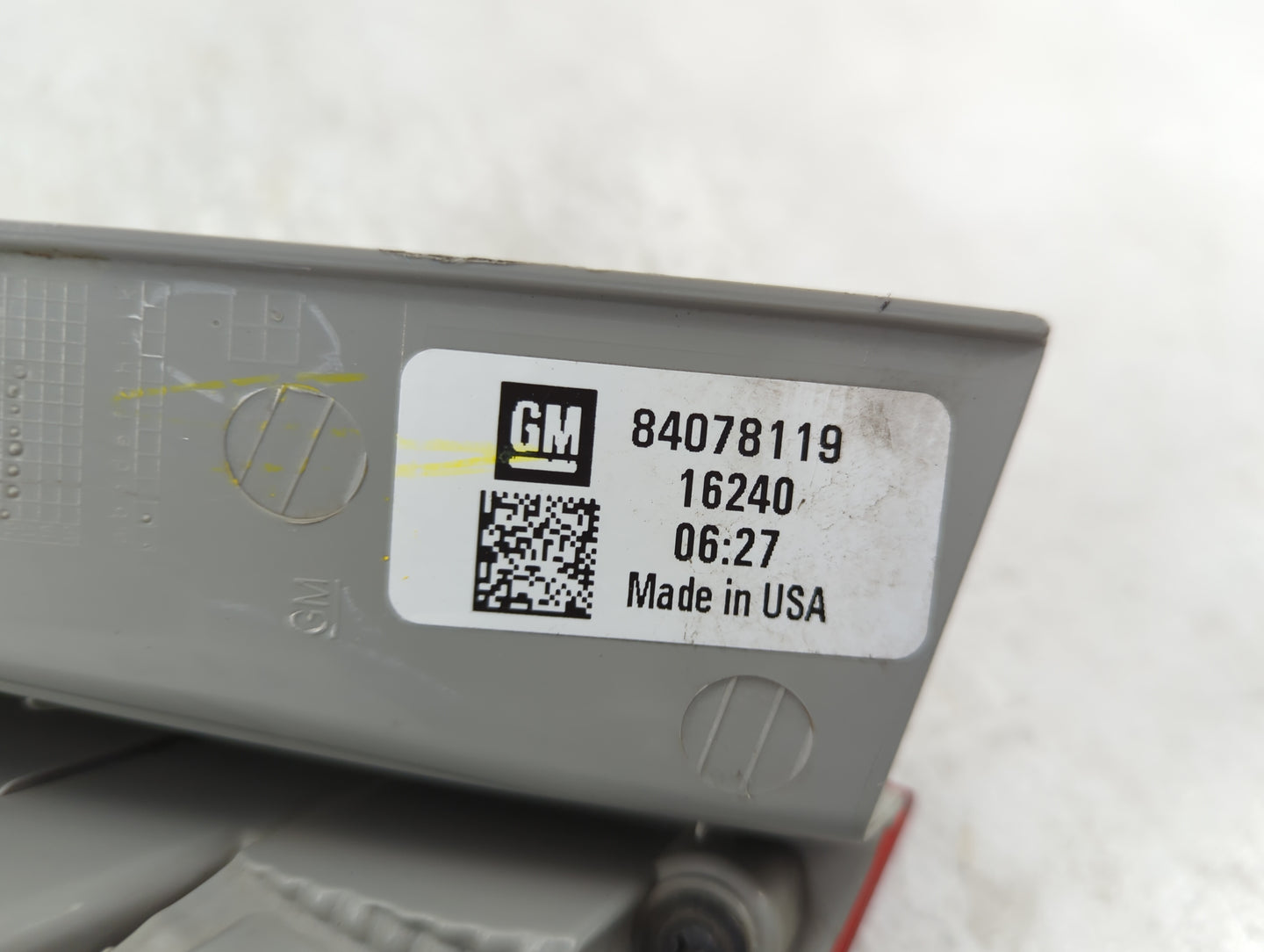 2017 Chevrolet Cruze Tail Light Assembly Passenger Right OEM P/N:84078119 Fits OEM Used Auto Parts - Oemusedautoparts1.com