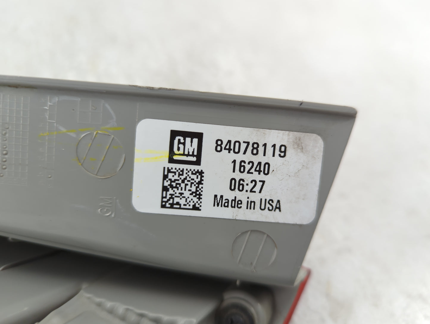 2017 Chevrolet Cruze Tail Light Assembly Passenger Right OEM P/N:84078119 Fits OEM Used Auto Parts - Oemusedautoparts1.com