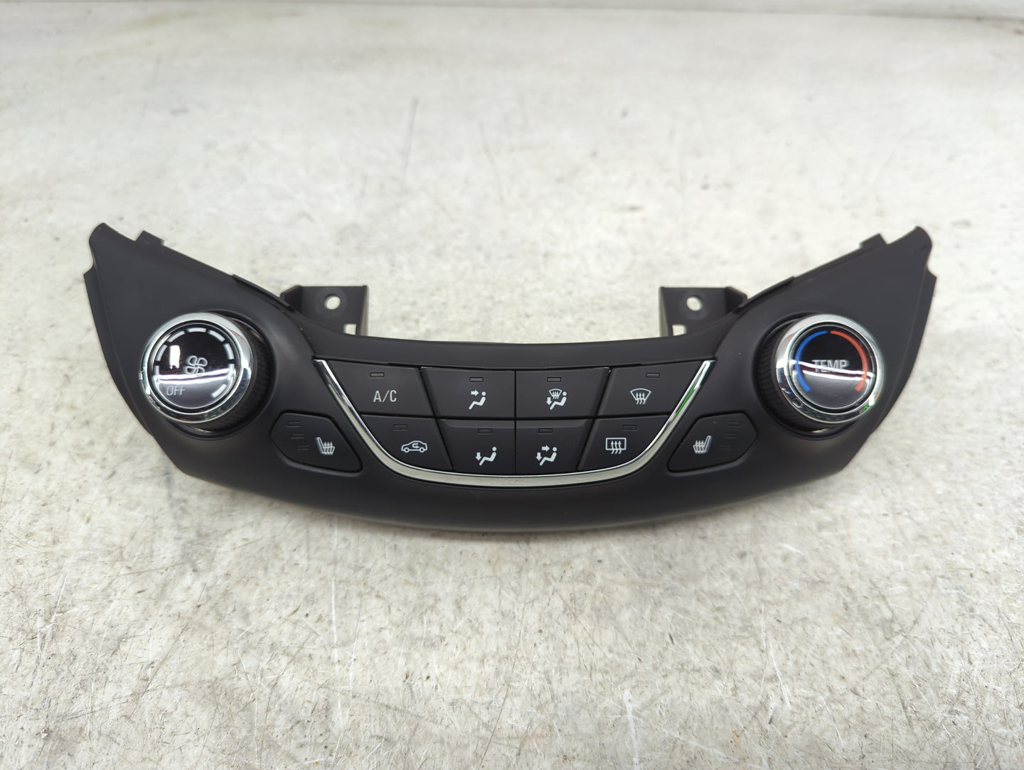 2016-2018 Chevrolet Cruze Climate Control Module Temperature AC/Heater Replacement P/N:39028879 7003070200000X Fits OEM Used