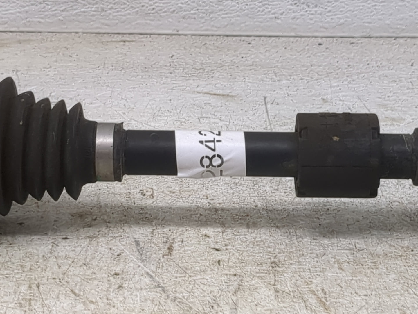 2016-2018 Chevrolet Cruze Axle Shaft Front Driver Cv C/v 1428422 - Oemusedautoparts1.com
