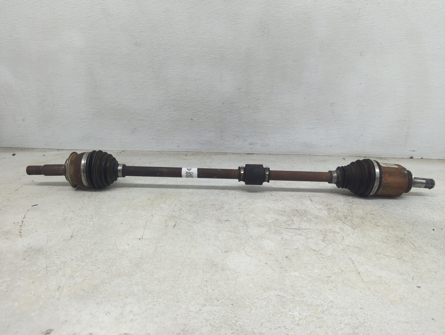 2016-2019 Chevrolet Cruze Axle Shaft Front Passenger Cv C/v - Oemusedautoparts1.com