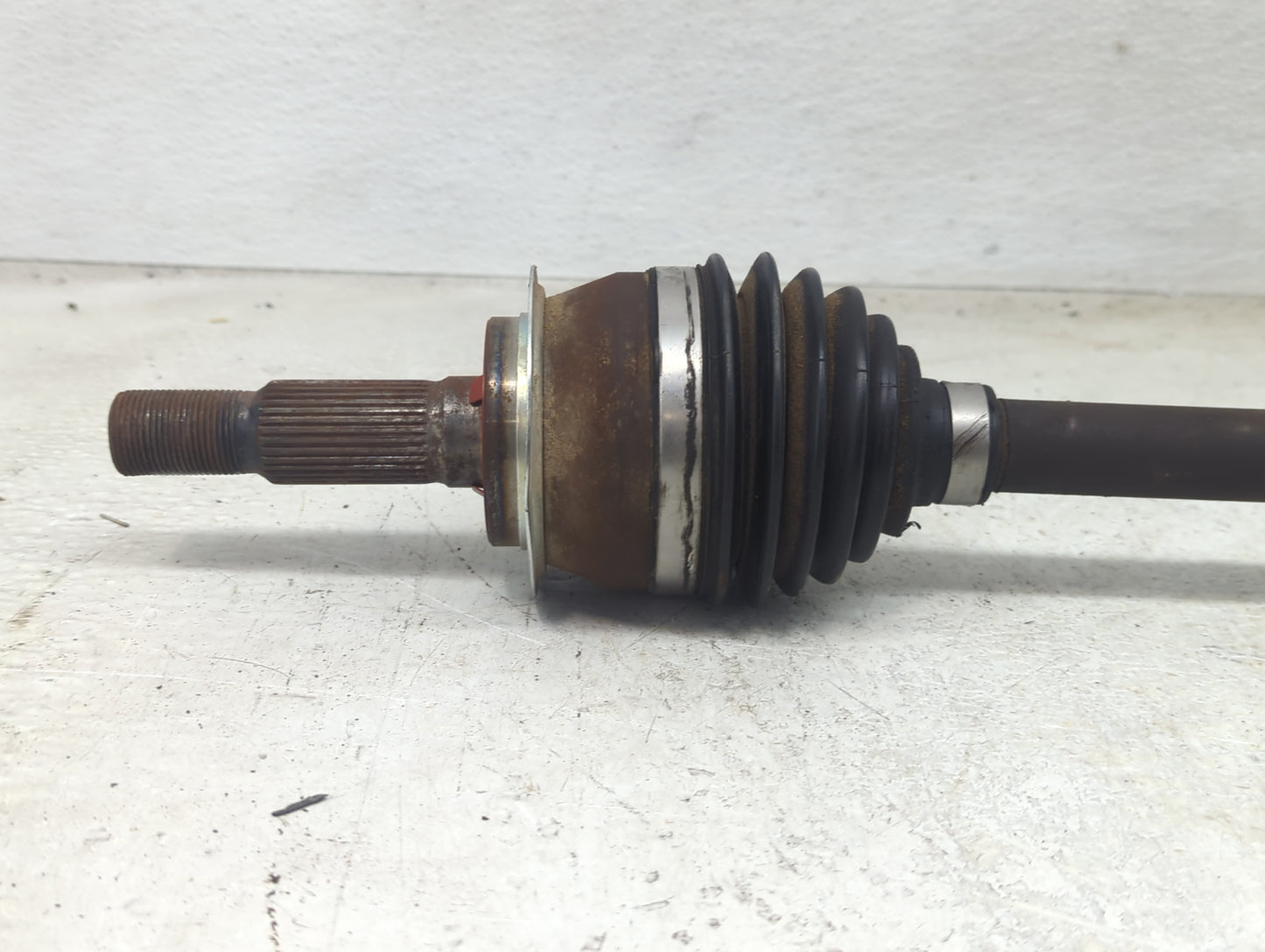 2016-2019 Chevrolet Cruze Axle Shaft Front Passenger Cv C/v - Oemusedautoparts1.com