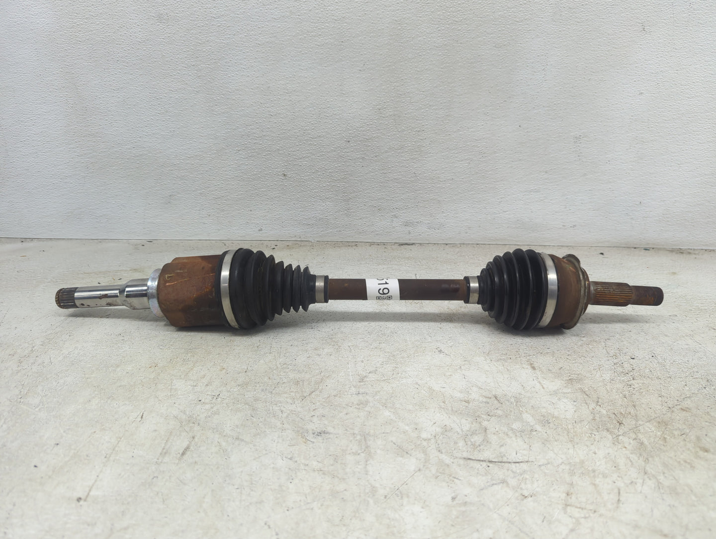 2016-2019 Chevrolet Cruze Axle Shaft Front Driver Cv C/v - Oemusedautoparts1.com