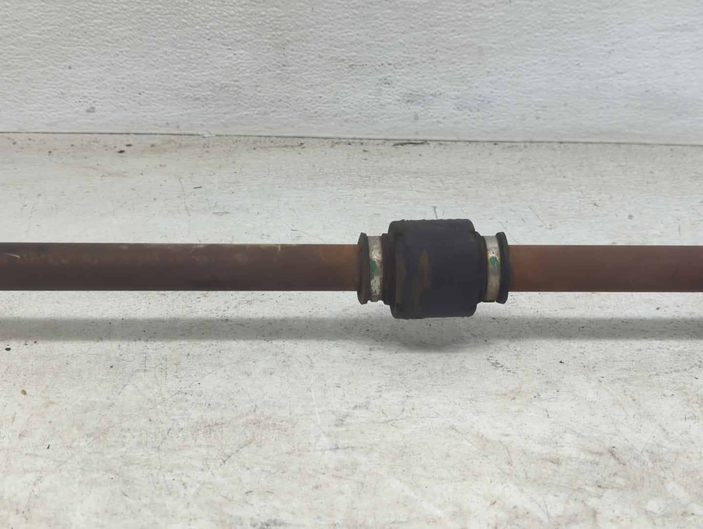2016-2019 Chevrolet Cruze Axle Shaft Front Passenger Cv C/v - Oemusedautoparts1.com