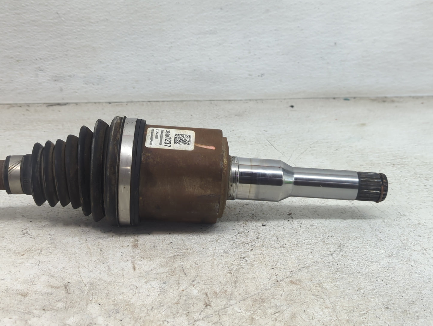 2016-2019 Chevrolet Cruze Axle Shaft Front Driver Cv C/v - Oemusedautoparts1.com