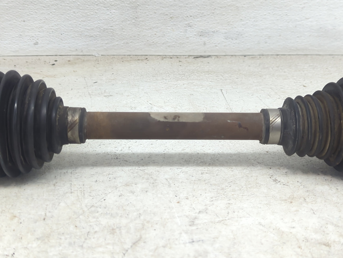 2016-2019 Chevrolet Cruze Axle Shaft Front Driver Cv C/v - Oemusedautoparts1.com