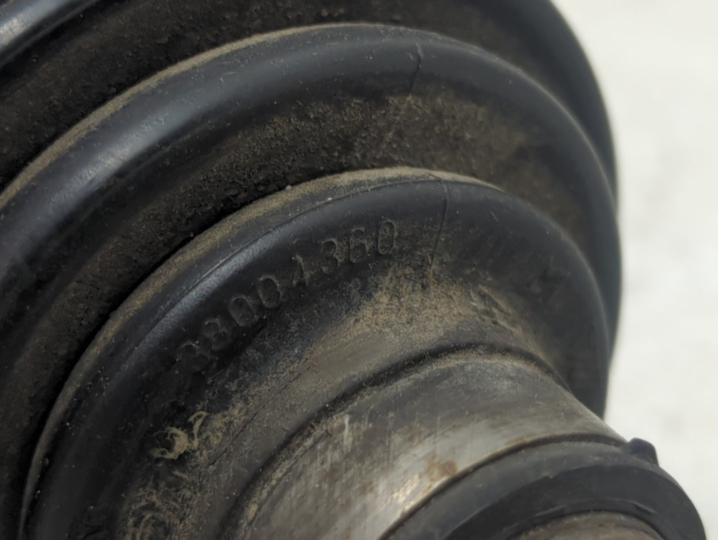 2016-2019 Chevrolet Cruze Axle Shaft Front Driver Cv C/v - Oemusedautoparts1.com