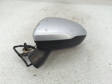 2016-2019 Chevrolet Cruze Driver Side View Mirror - Left Door Mirror OEM Used - Oemusedautoparts1.com