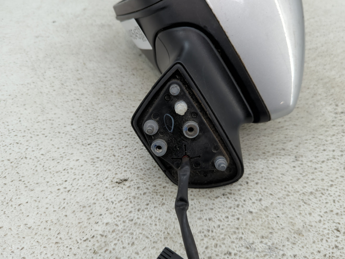 2016-2019 Chevrolet Cruze Driver Side View Mirror - Left Door Mirror OEM Used - Oemusedautoparts1.com