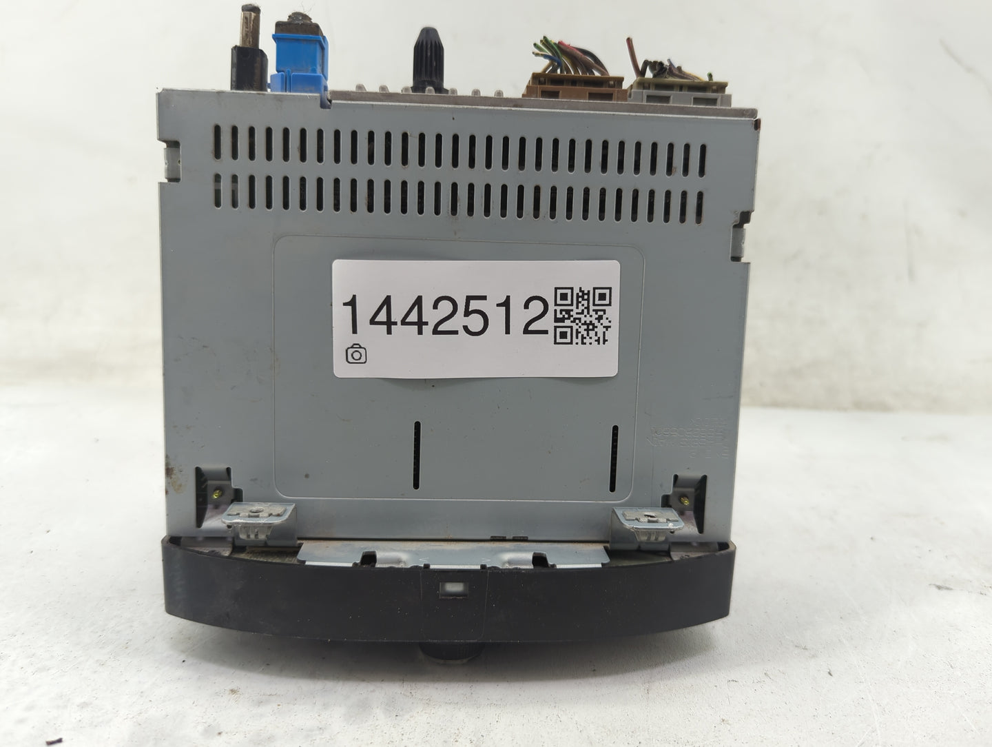 2017 Chevrolet Cruze Radio AM FM Cd Player Receiver Replacement P/N:42481575 7310500000000X, 555343750 Fits Fits 2018 2019 2