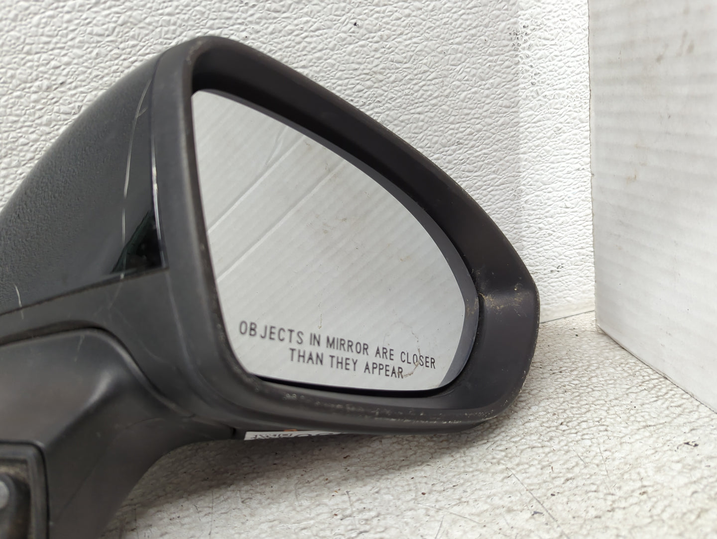 2016-2019 Chevrolet Cruze Passenger Side View Mirror - Right Door Mirror OEM Used - Oemusedautoparts1.com