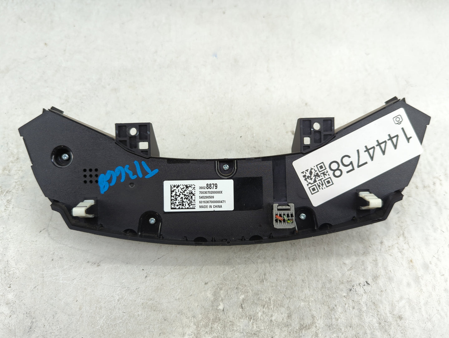 2016-2018 Chevrolet Cruze Climate Control Module Temperature AC/Heater Replacement P/N:39028879 7003070200000X Fits OEM Used