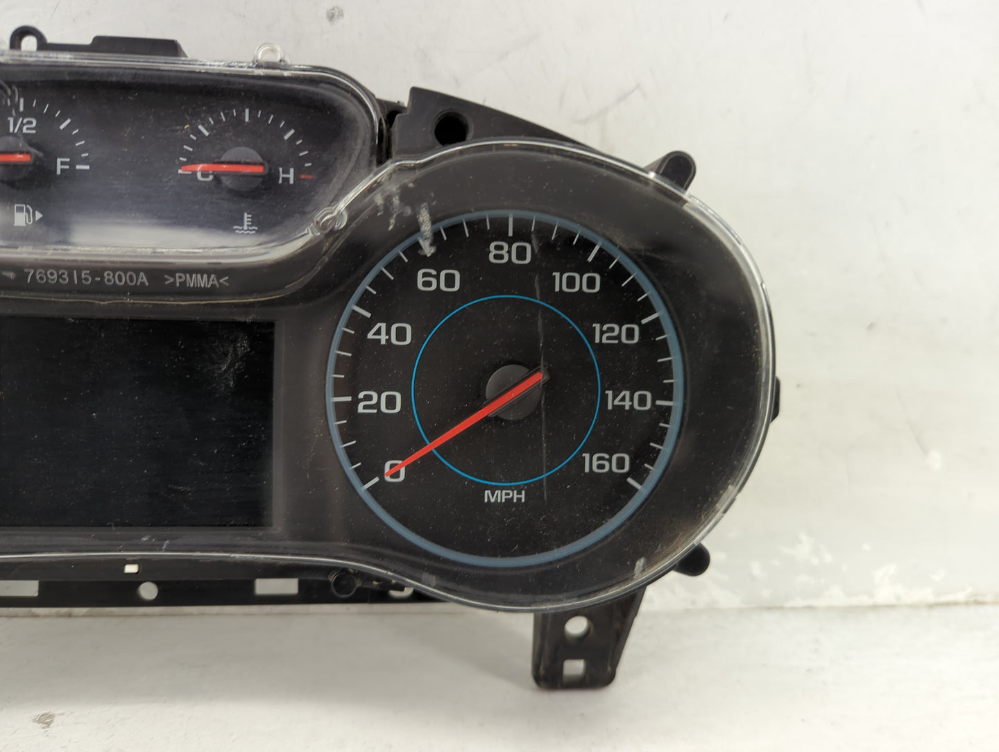 2017-2018 Chevrolet Cruze Instrument Cluster Speedometer Gauges P/N:39084636 7110500000000X, 812372274 Miles: Fits Fits 2017