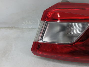 2016 Chevrolet Cruze Tail Light Assembly Passenger Right OEM P/N:84078119 Fits OEM Used Auto Parts