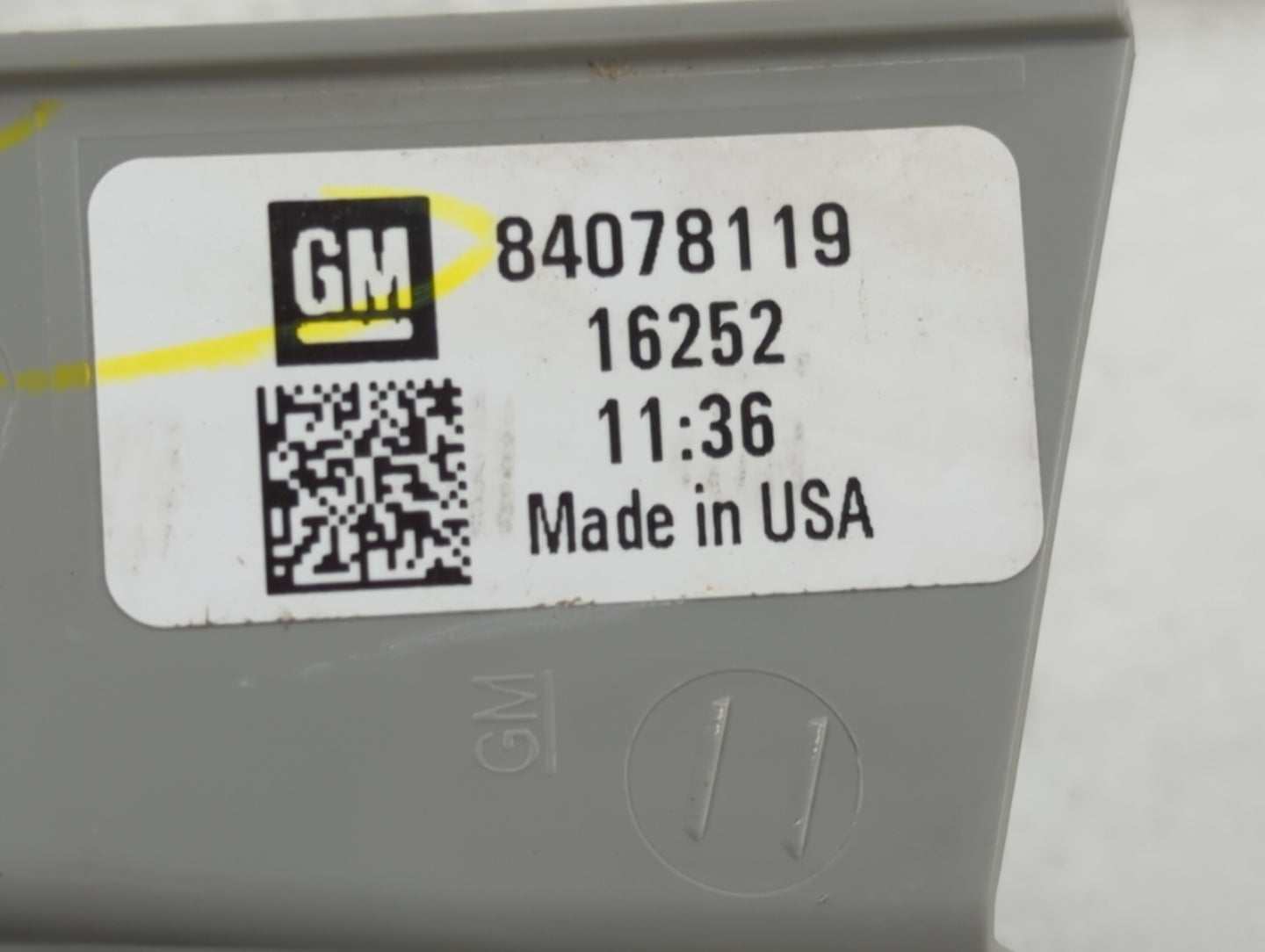 2016 Chevrolet Cruze Tail Light Assembly Passenger Right OEM P/N:84078119 Fits OEM Used Auto Parts - Oemusedautoparts1.com