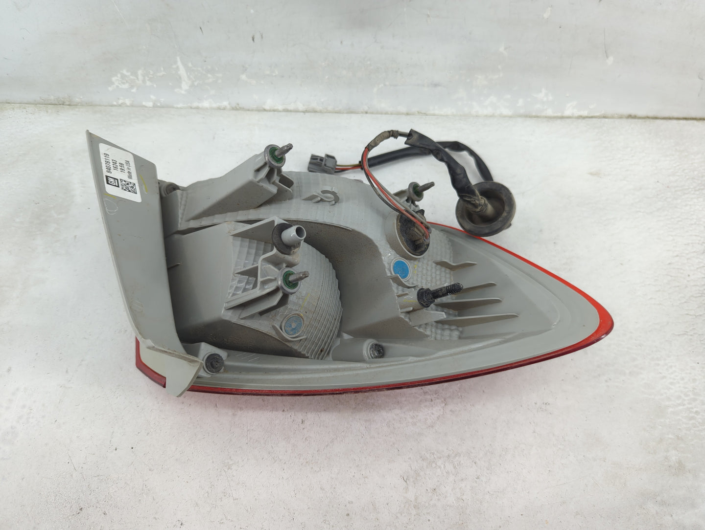 2016 Chevrolet Cruze Tail Light Assembly Passenger Right OEM P/N:84078119 Fits OEM Used Auto Parts - Oemusedautoparts1.com