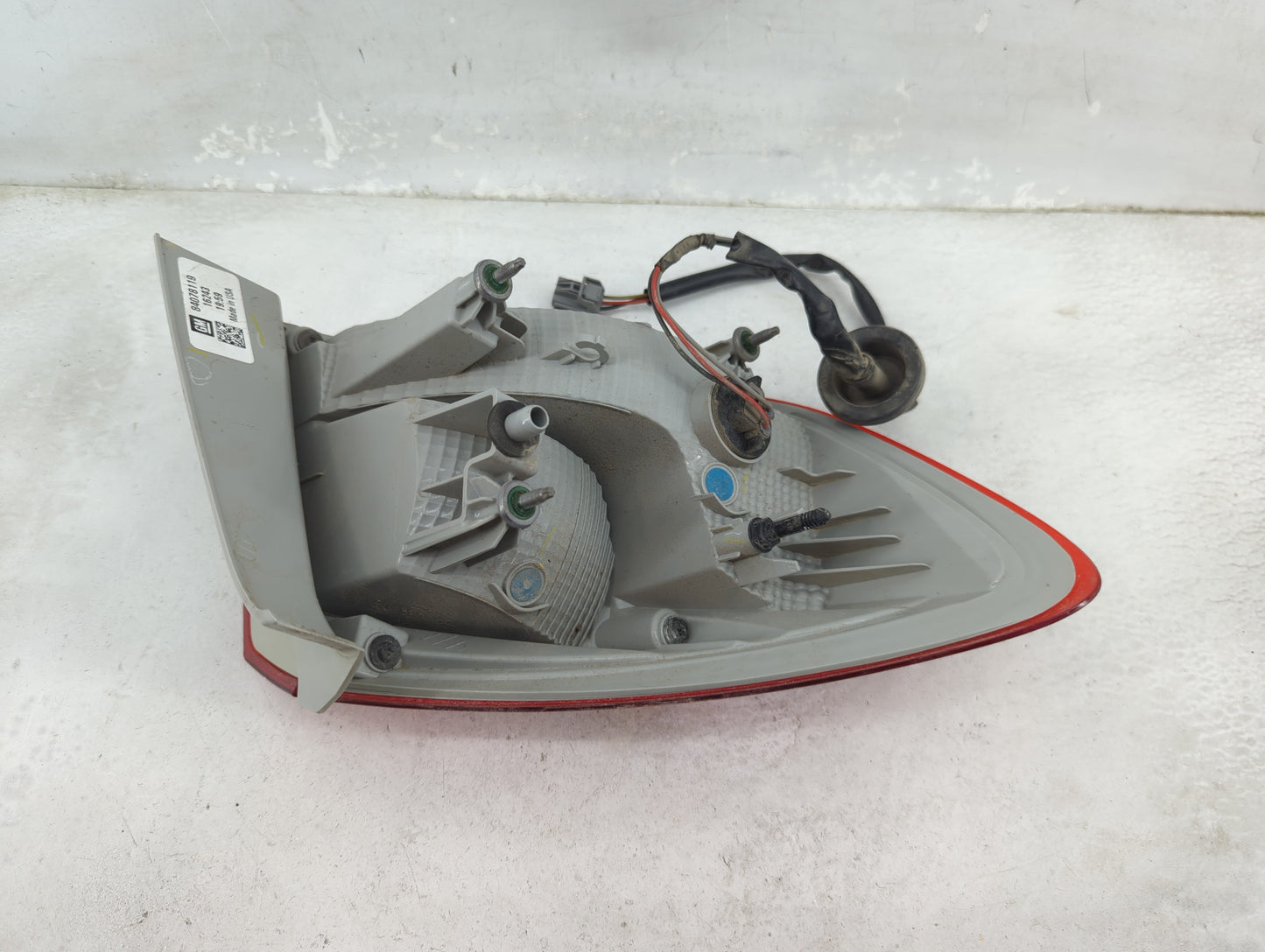 2016 Chevrolet Cruze Tail Light Assembly Passenger Right OEM P/N:84078119 Fits OEM Used Auto Parts - Oemusedautoparts1.com