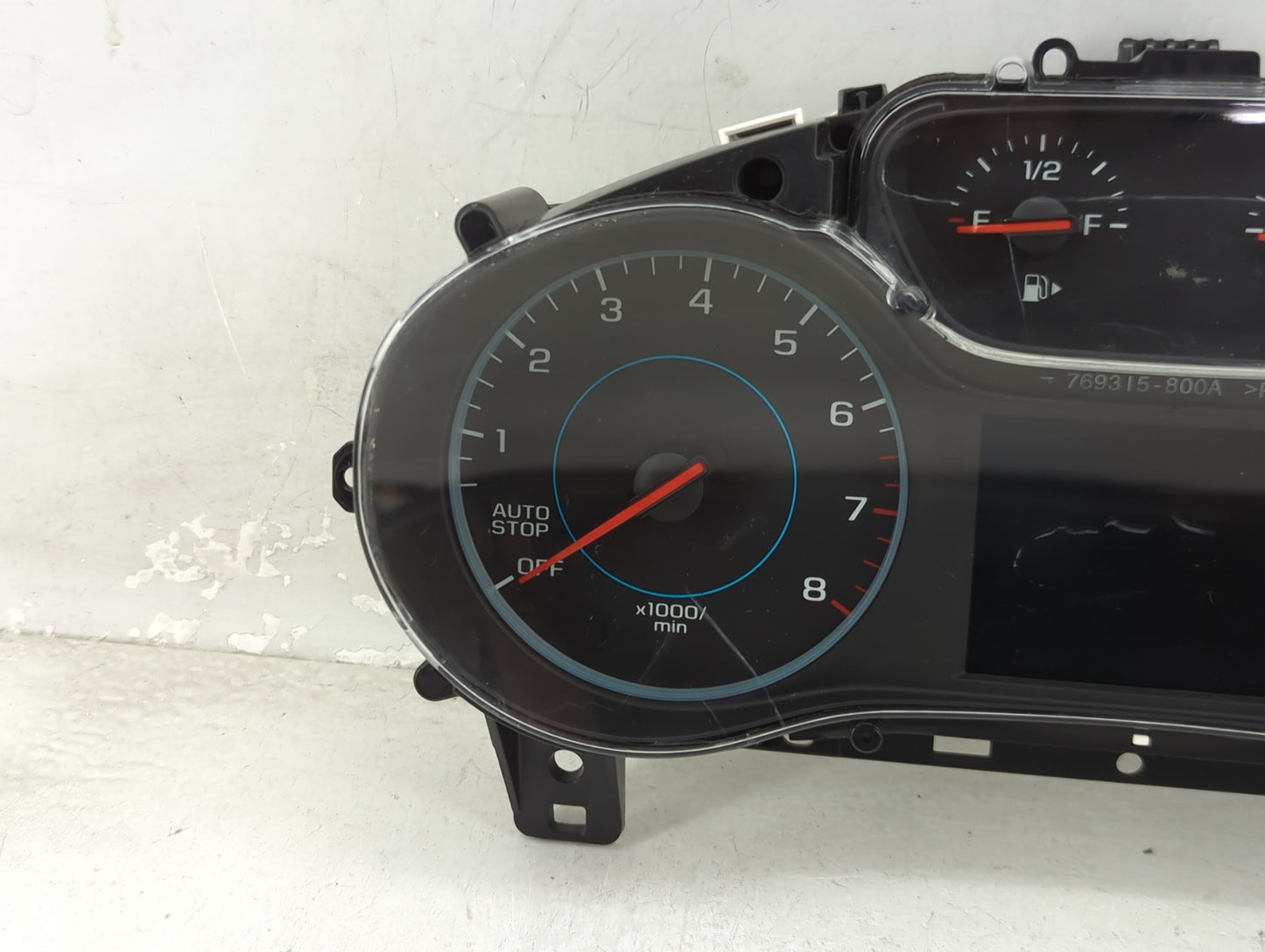 2017-2018 Chevrolet Cruze Instrument Cluster Speedometer Gauges P/N:39084636 769315-800A Miles: Fits Fits 2017 2018 OEM Used