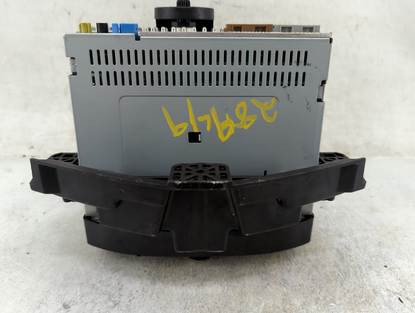 2017-2018 Chevrolet Cruze Radio AM FM Cd Player Receiver Replacement P/N:55534375 Fits Fits 2017 2018 2019 2020 2021 OEM Use
