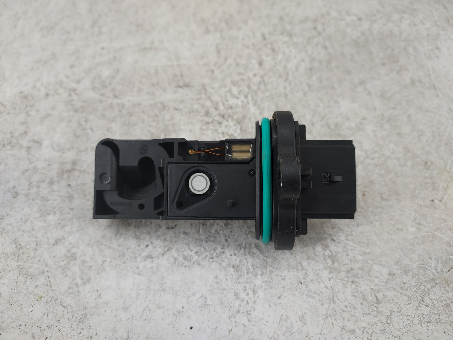 2016-2017 Chevrolet Cruze Mass Air Flow Meter Maf 1485629 - Oemusedautoparts1.com