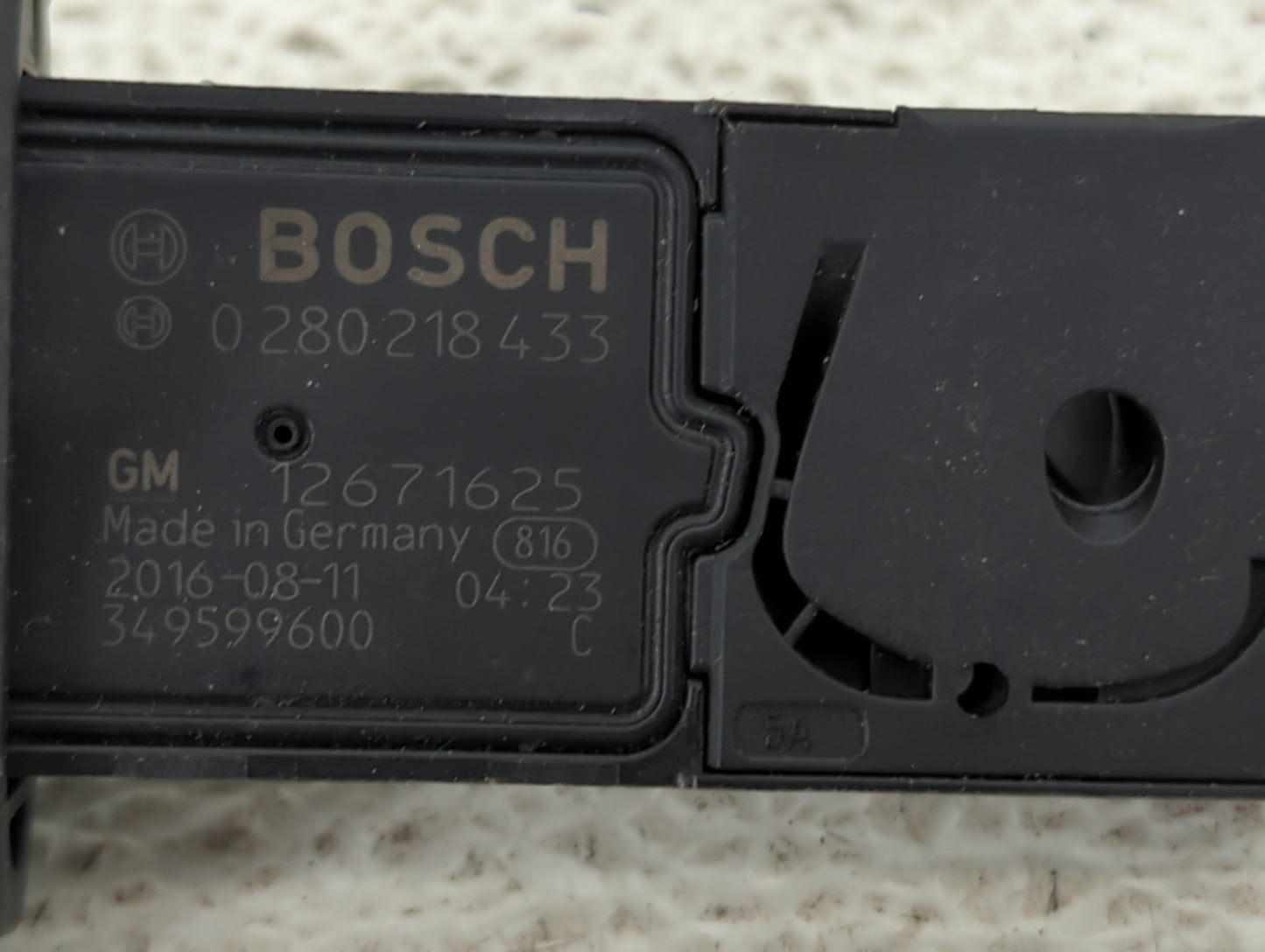 2016-2017 Chevrolet Cruze Mass Air Flow Meter Maf 1487893 - Oemusedautoparts1.com