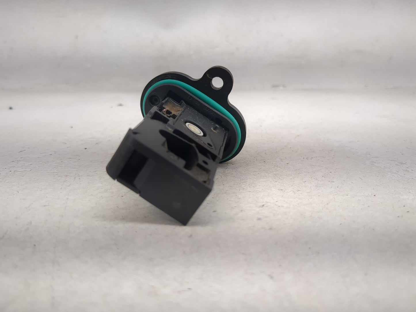 2016-2017 Chevrolet Cruze Mass Air Flow Meter Maf 1488649 - Oemusedautoparts1.com