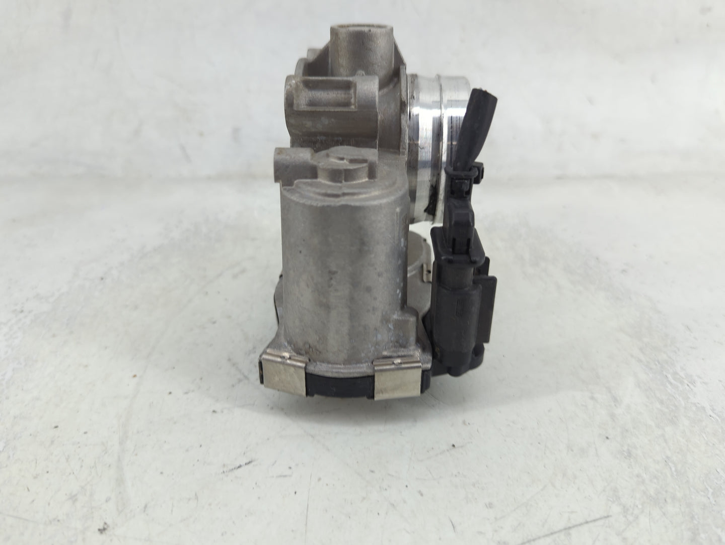 2017 Chevrolet Cruze Throttle Body P/N:252.6.AA.12671379AA.6417.B Fits OEM Used Auto Parts - Oemusedautoparts1.com