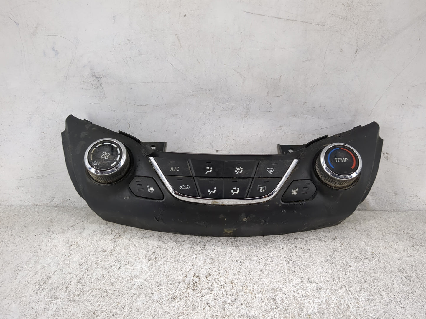 2016-2018 Chevrolet Cruze Climate Control Module Temperature AC/Heater Replacement P/N:39028879 7003070200000X Fits OEM Used