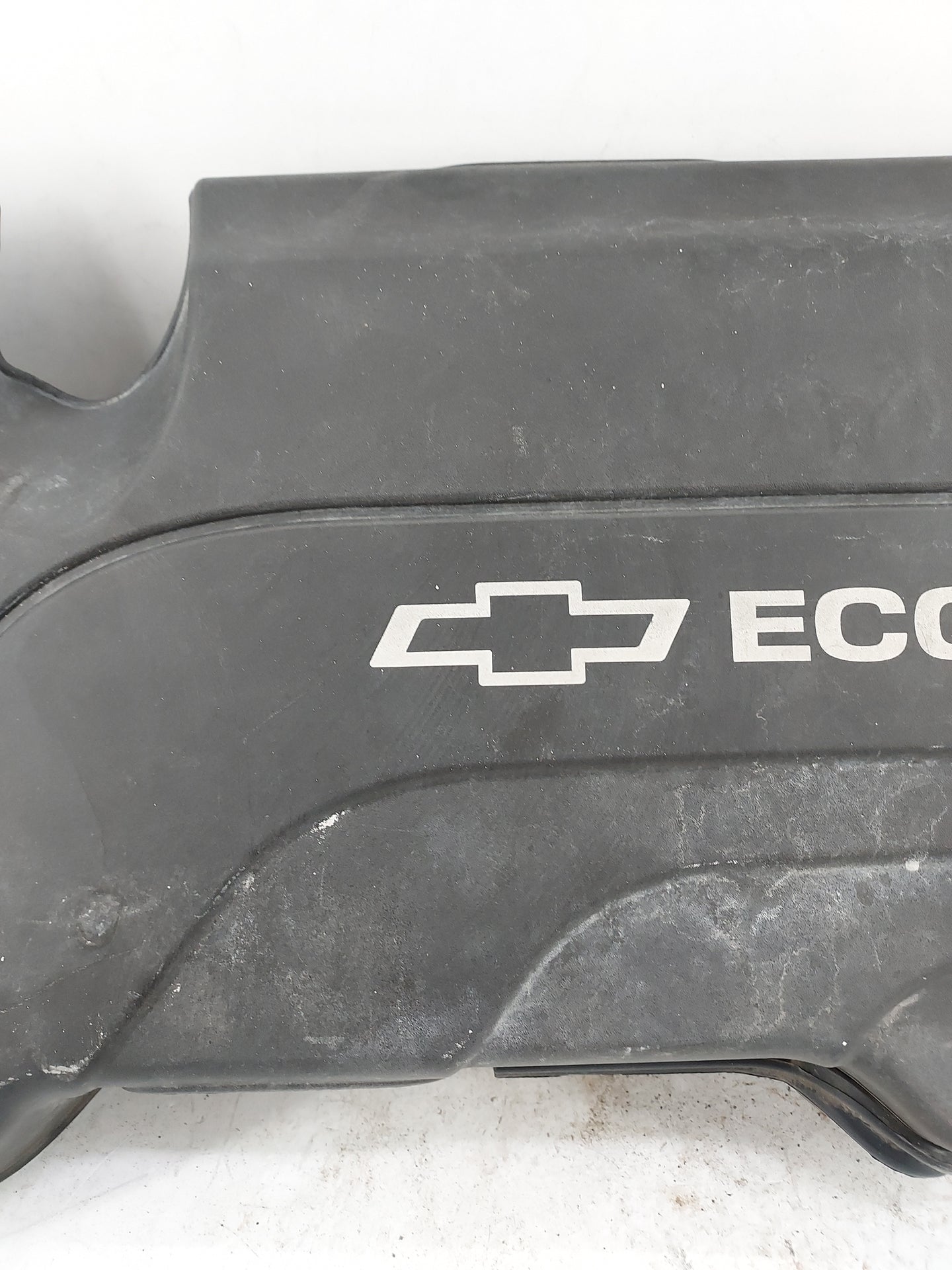 2017 Chevrolet Cruze Engine Cover Black - Oemusedautoparts1.com