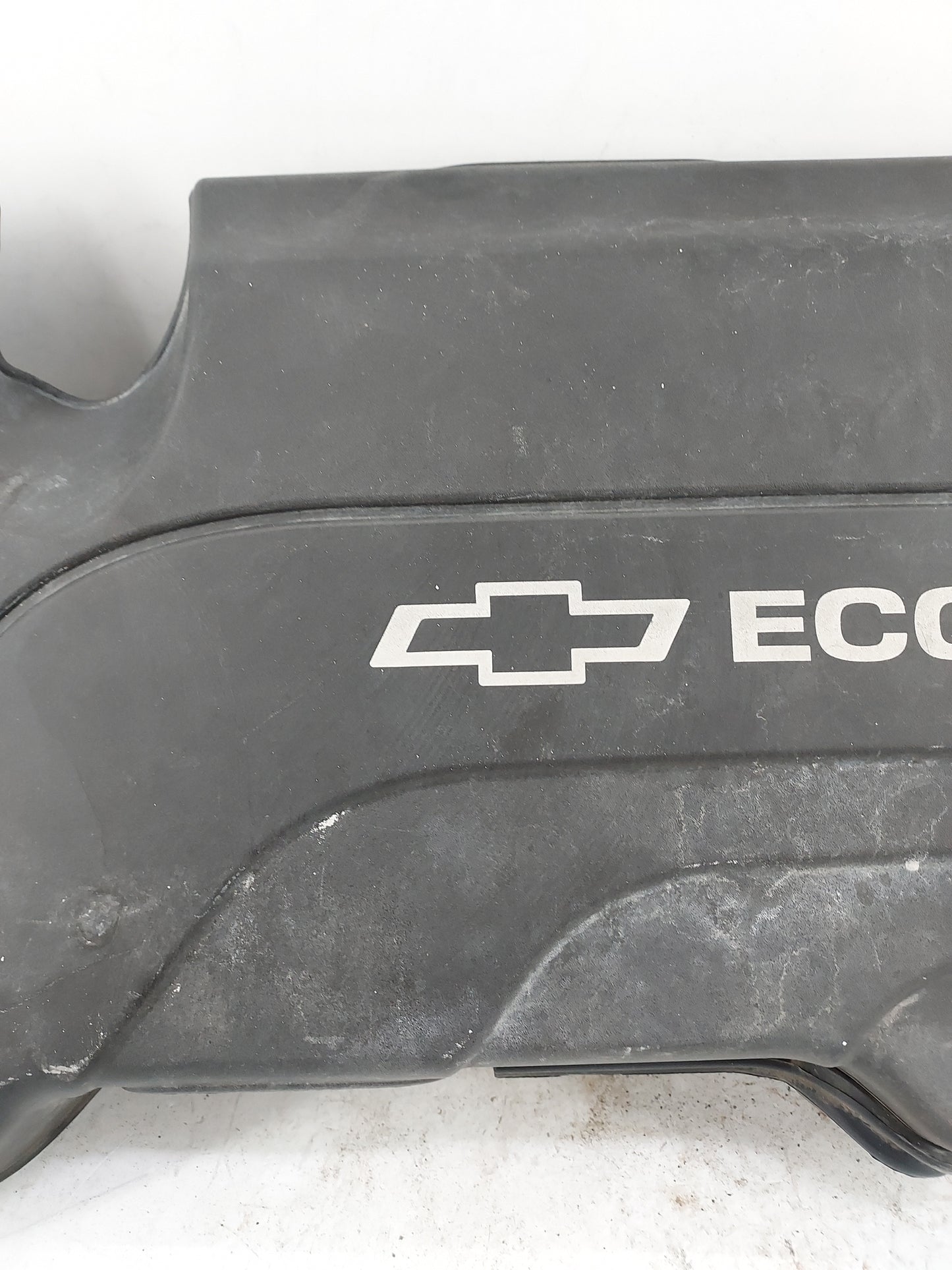 2017 Chevrolet Cruze Engine Cover Black - Oemusedautoparts1.com