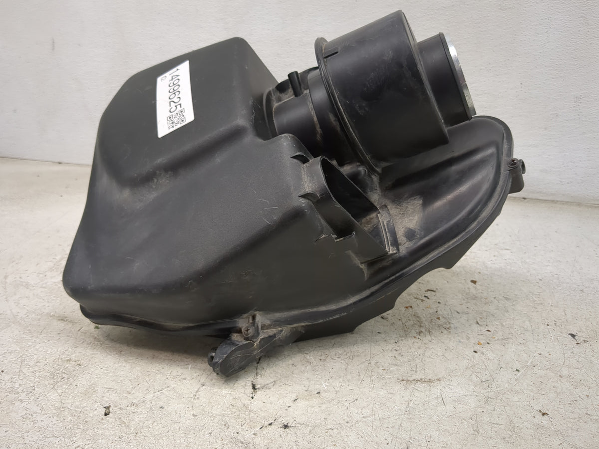2016-2018 Chevrolet Cruze Air Cleaner Intake-duct Hose Tube 1499625 - Oemusedautoparts1.com