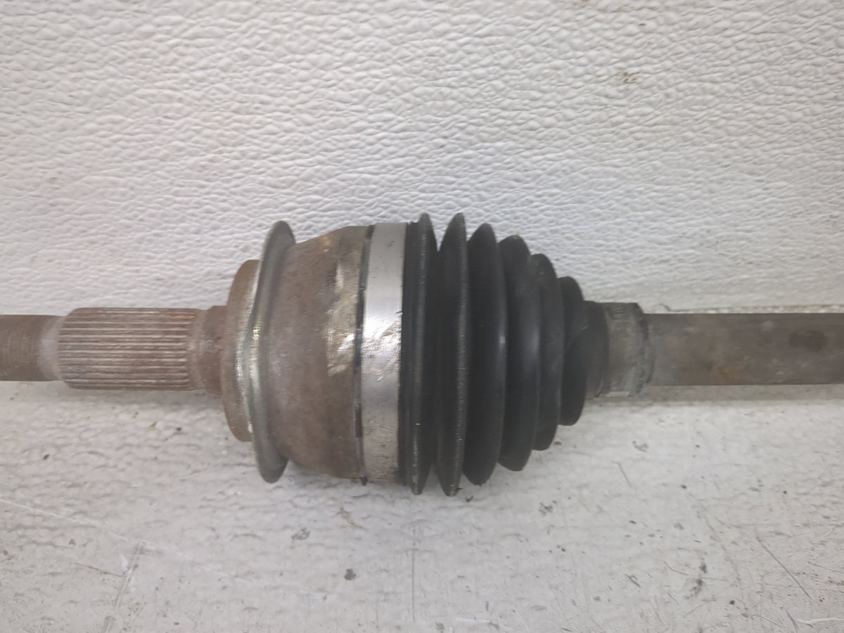 2016-2019 Chevrolet Cruze Axle Shaft Front Passenger Cv C/v 1501752 - Oemusedautoparts1.com