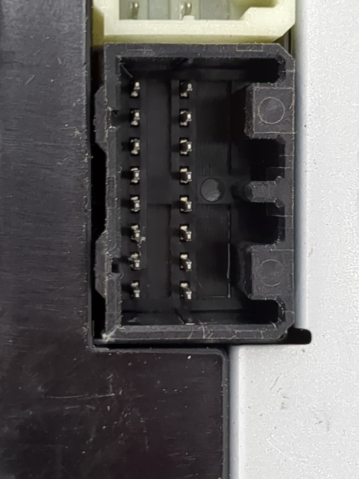 2017 Chevrolet Cruze Communication Control Module - Oemusedautoparts1.com