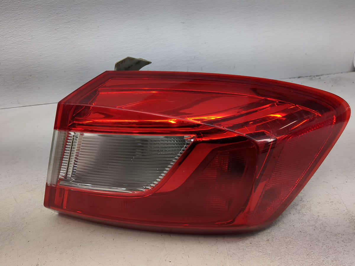 2016 Chevrolet Cruze Tail Light Assembly Passenger Right OEM P/N:84078119 Fits OEM Used Auto Parts - Oemusedautoparts1.com