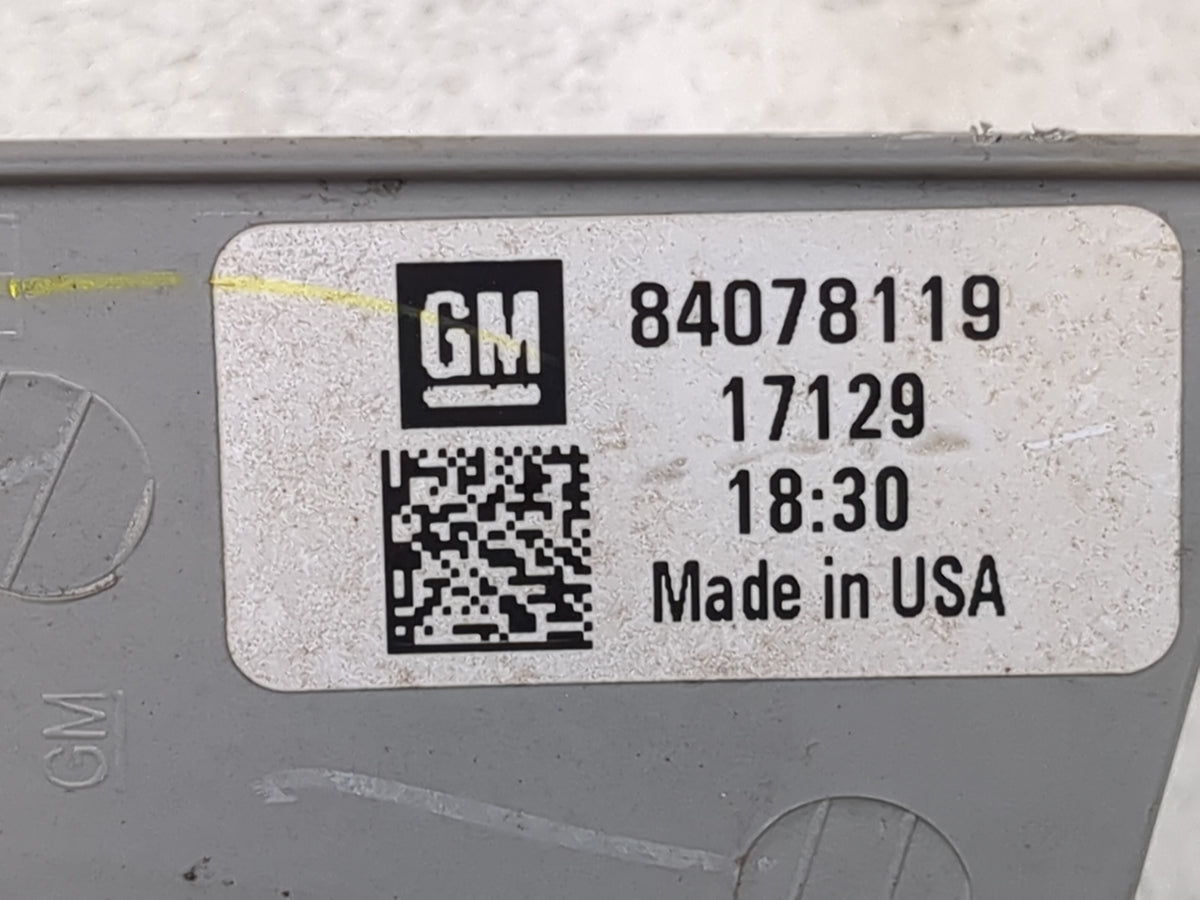 2016 Chevrolet Cruze Tail Light Assembly Passenger Right OEM P/N:84078119 Fits OEM Used Auto Parts - Oemusedautoparts1.com