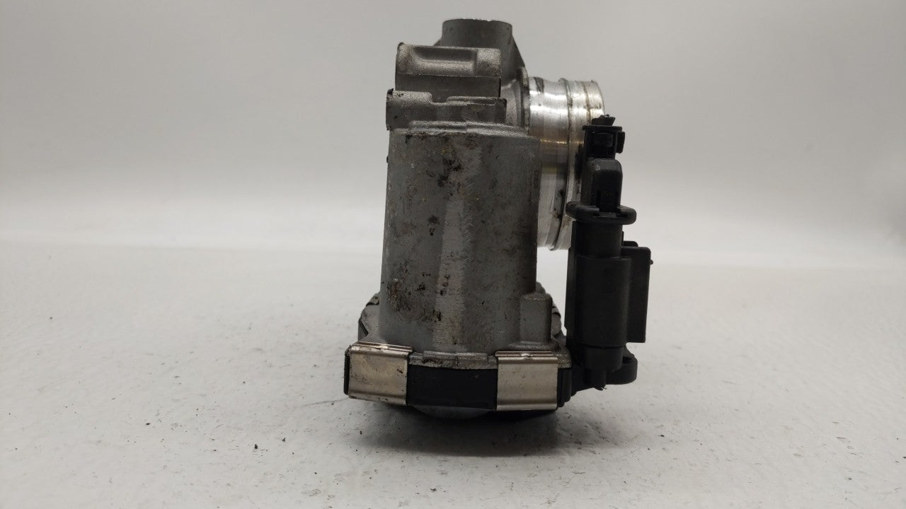 2017-2018 Chevrolet Cruze Throttle Body P/N:12671379AA Fits Fits 2017 2018 OEM Used Auto Parts - Oemusedautoparts1.com