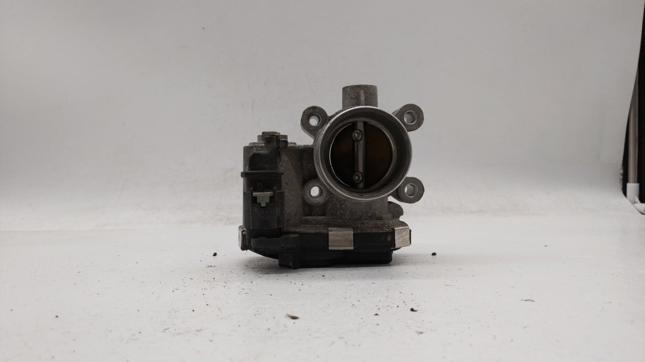 2017-2018 Chevrolet Cruze Throttle Body P/N:12671379AA Fits Fits 2017 2018 OEM Used Auto Parts - Oemusedautoparts1.com