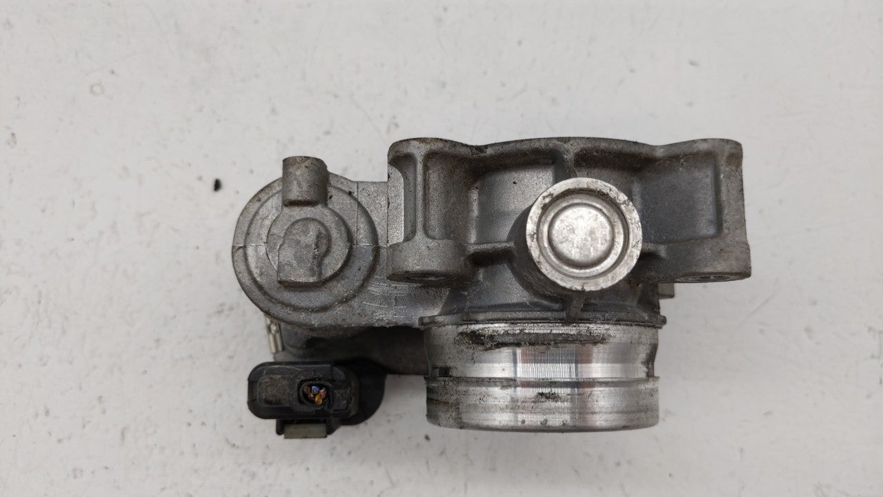 2017-2018 Chevrolet Cruze Throttle Body P/N:12671379AA Fits Fits 2017 2018 OEM Used Auto Parts - Oemusedautoparts1.com