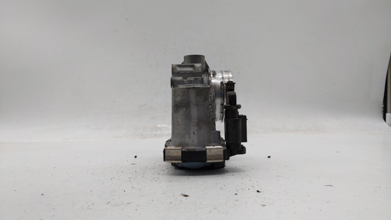 2017-2018 Chevrolet Cruze Throttle Body P/N:12671379AA Fits Fits 2017 2018 OEM Used Auto Parts - Oemusedautoparts1.com