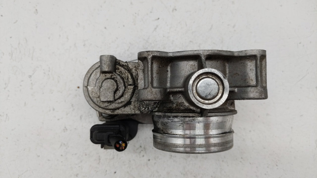 2017-2018 Chevrolet Cruze Throttle Body P/N:12671379AA Fits Fits 2017 2018 OEM Used Auto Parts - Oemusedautoparts1.com
