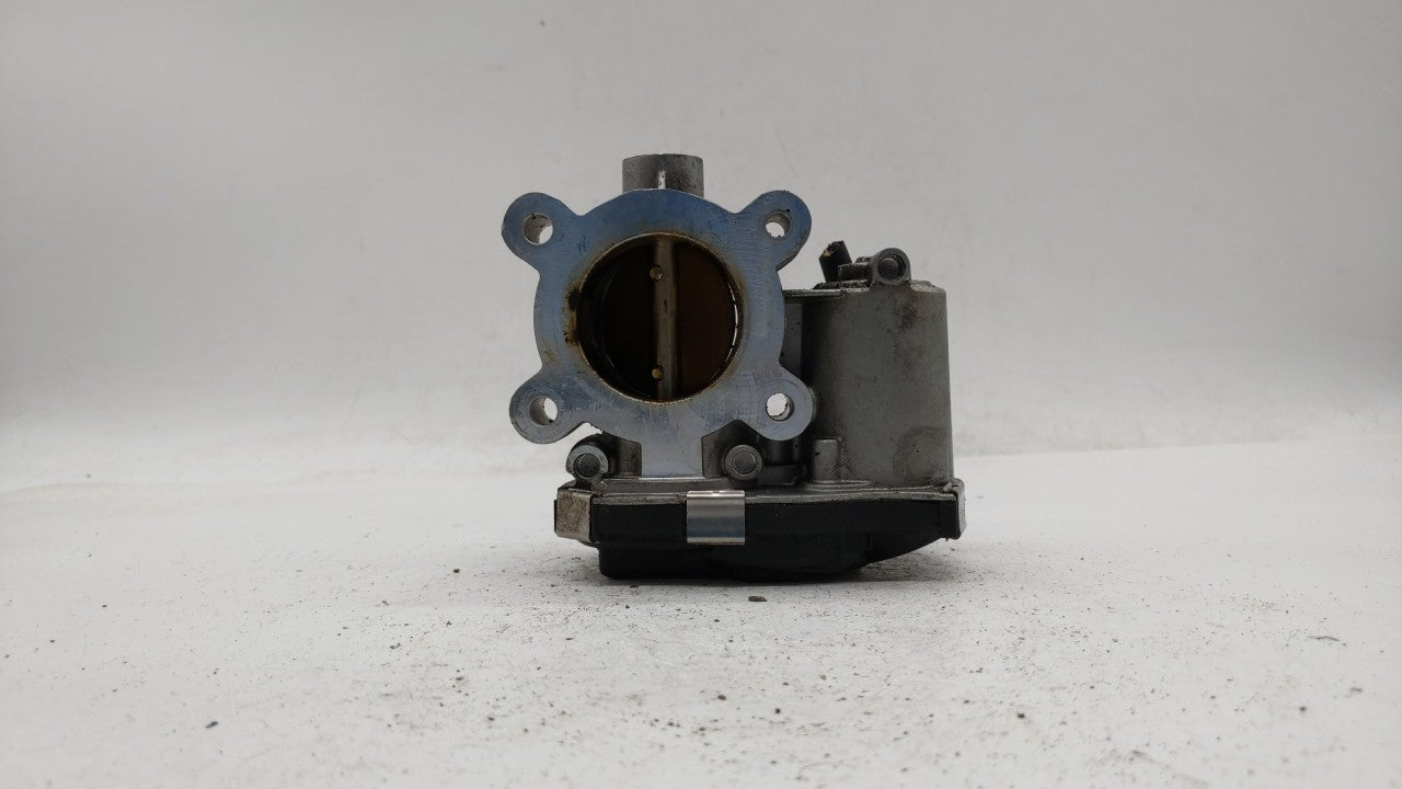 2017-2018 Chevrolet Cruze Throttle Body P/N:12671379AA Fits Fits 2017 2018 OEM Used Auto Parts - Oemusedautoparts1.com