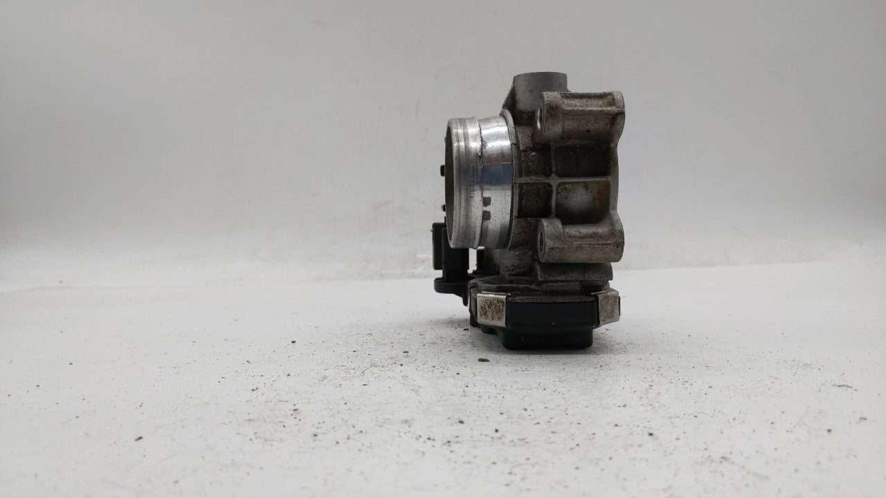 2017-2018 Chevrolet Cruze Throttle Body P/N:12671379AA Fits Fits 2017 2018 OEM Used Auto Parts - Oemusedautoparts1.com