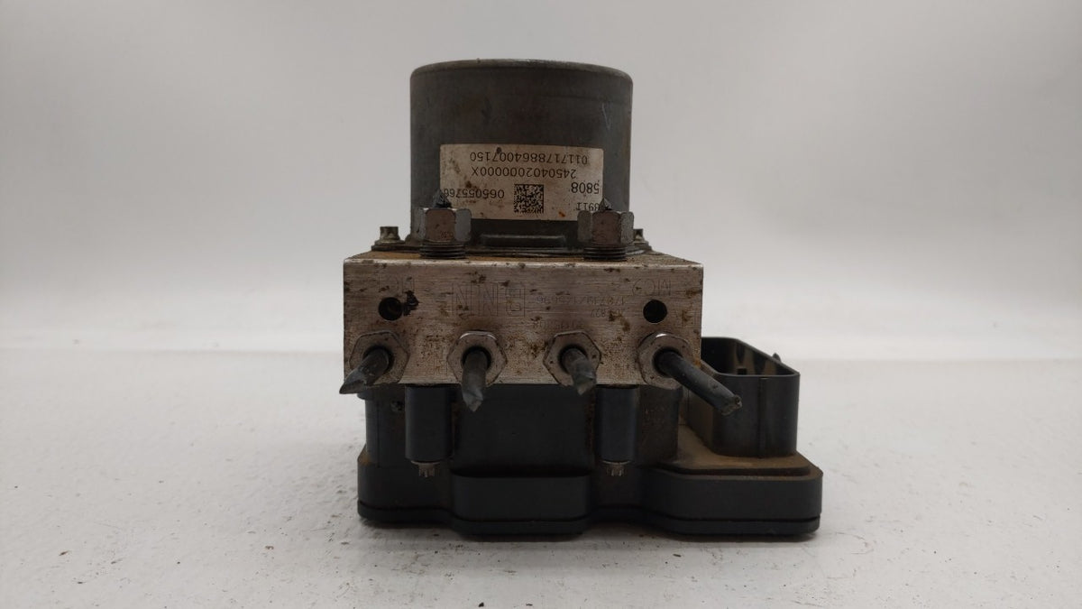 2017 Chevrolet Cruze Anti-Lock Brake ABS Pump Module Actuator OEM P/N:84205167 39115808 Fits OEM Used Auto Parts - Oemusedau